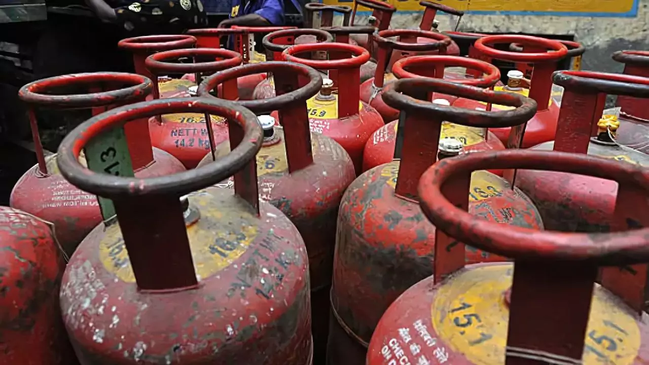 LPG GAS Price Cut